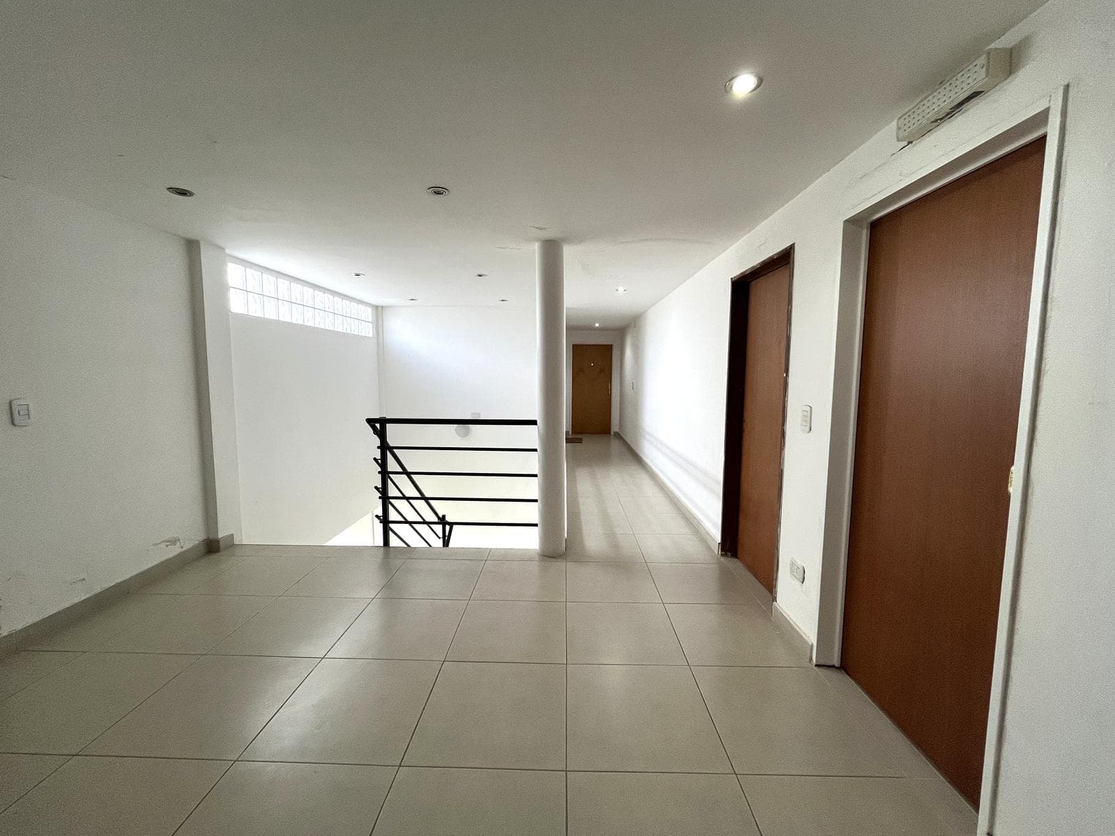 Great opportunity! Bright, ideal as a primary residence or investment. Ing. Maschwitz. 3 rooms, grill, balcony, surrounded by nature