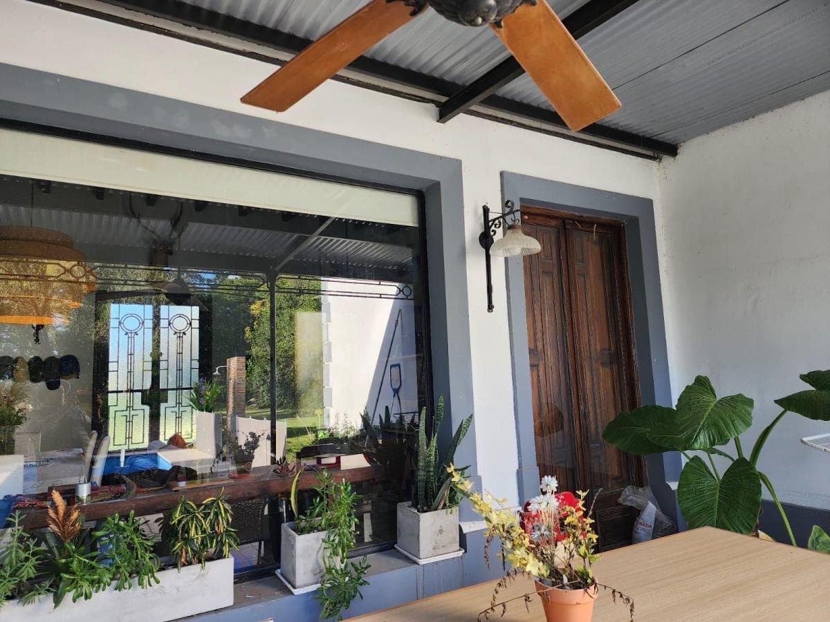 House for sale on a 2,800 m² lot - Santa Catalina - Open Door - LNI 941