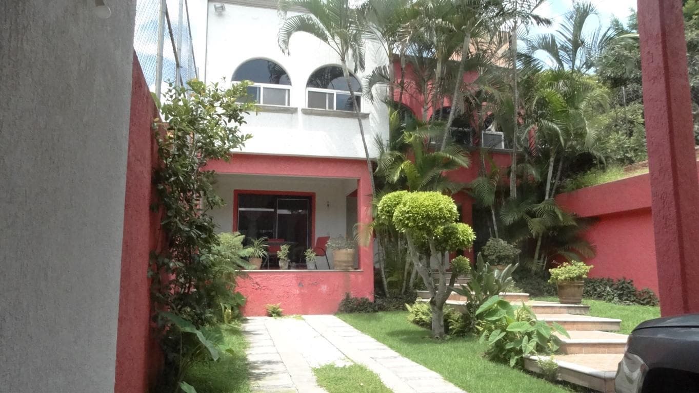 House for Sale in Cuernavaca—Just 10 Minutes from Tepoztlán, Morelos