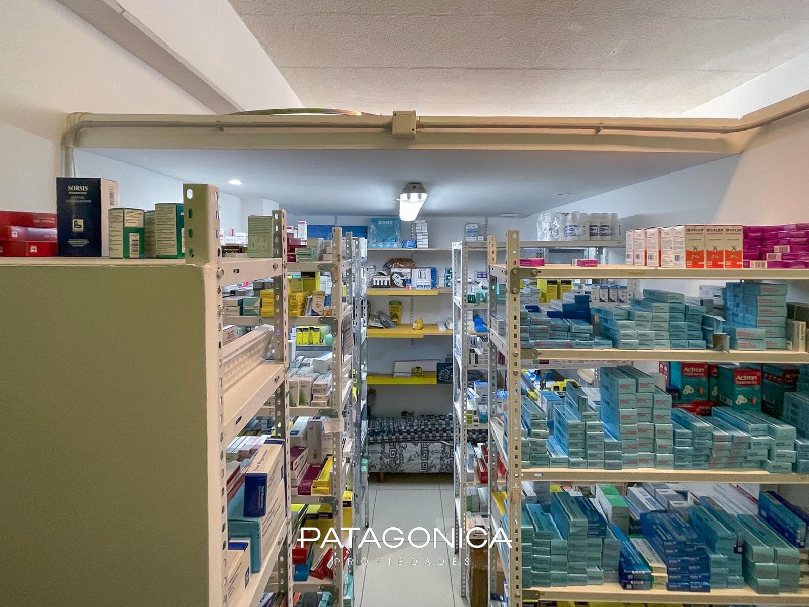PHARMACY BUSINESS FOR SALE IN VILLA LA ANGOSTURA
