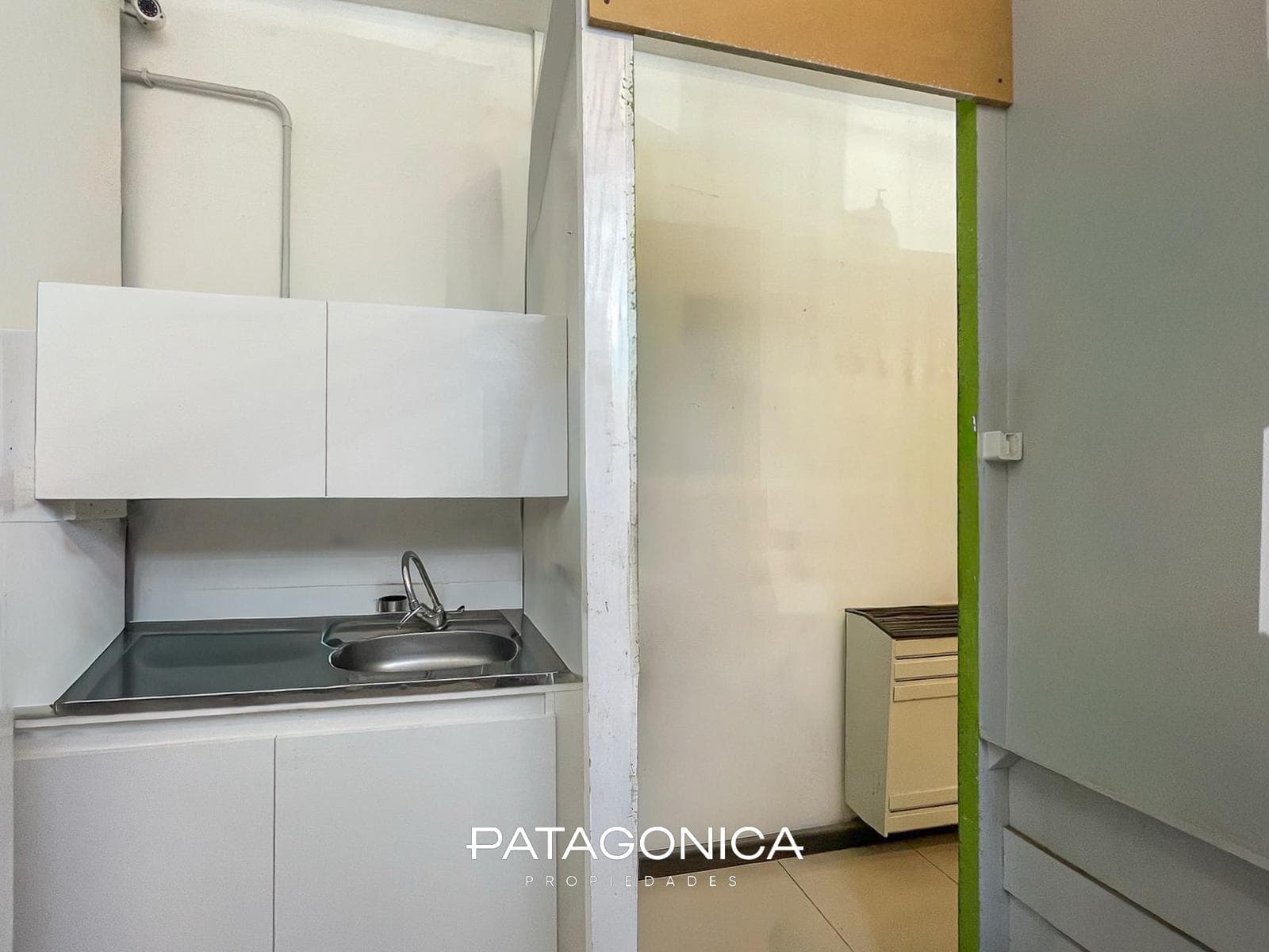 PHARMACY BUSINESS FOR SALE IN VILLA LA ANGOSTURA