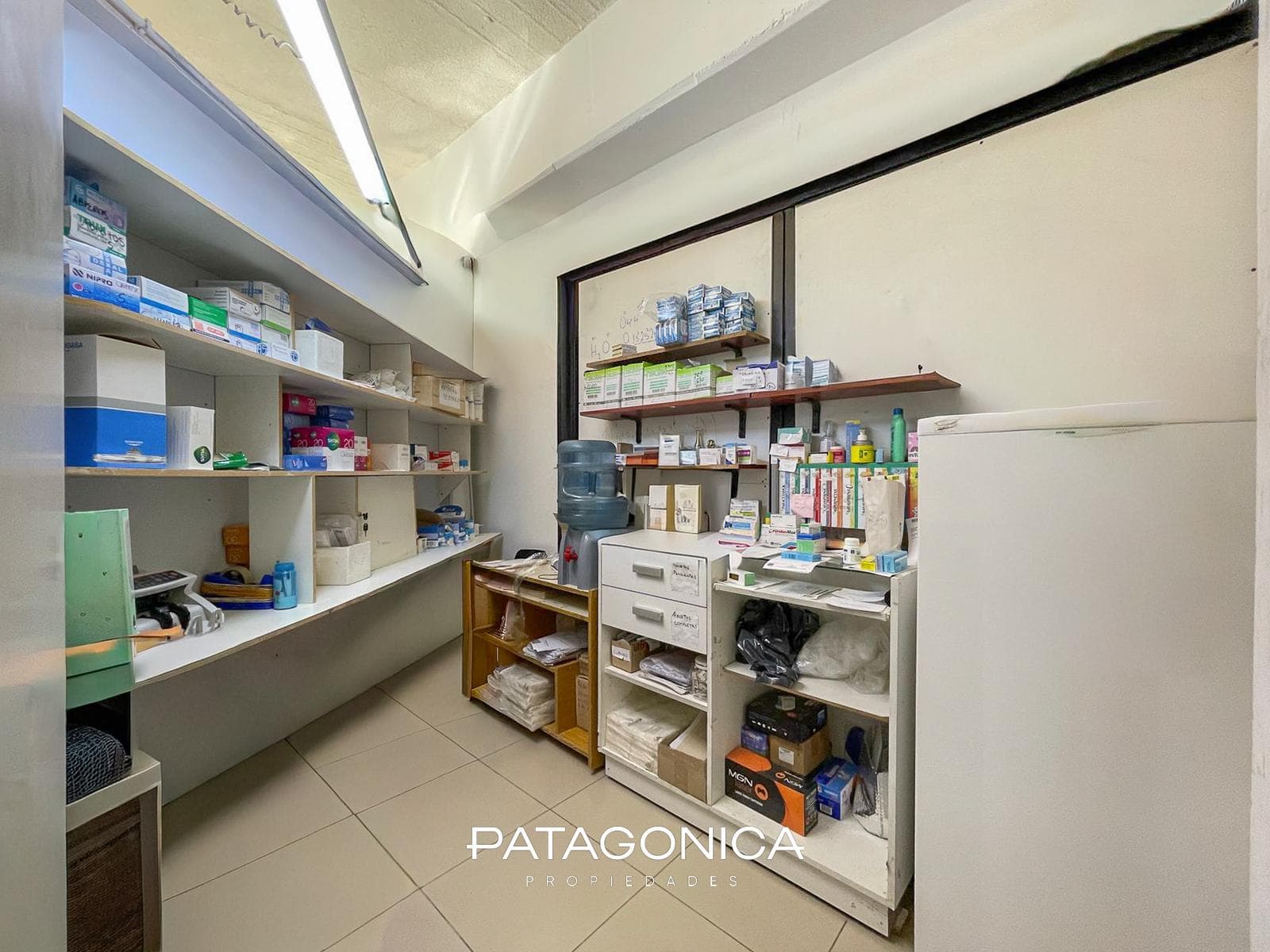 PHARMACY BUSINESS FOR SALE IN VILLA LA ANGOSTURA
