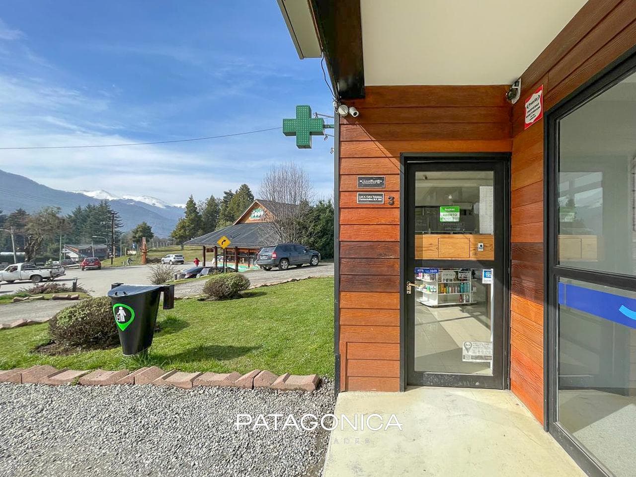 PHARMACY BUSINESS FOR SALE IN VILLA LA ANGOSTURA