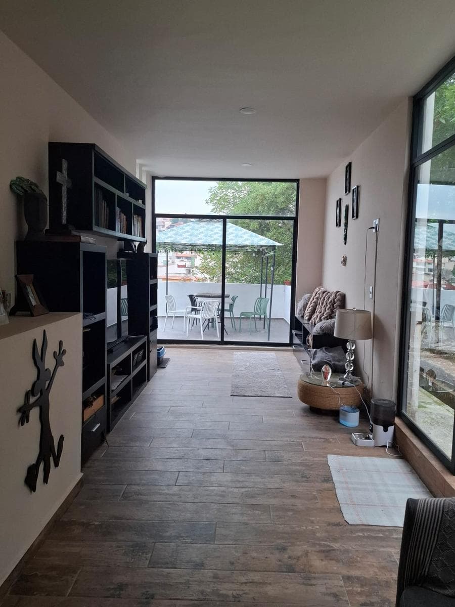 HOUSE FOR SALE IN PASEOS DEL BOSQUE, STATE OF MEXICO