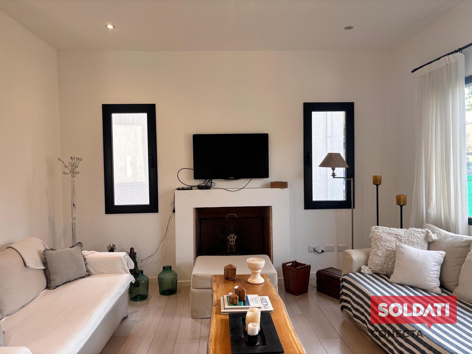 Summer Rental Home in Bella Vista - January