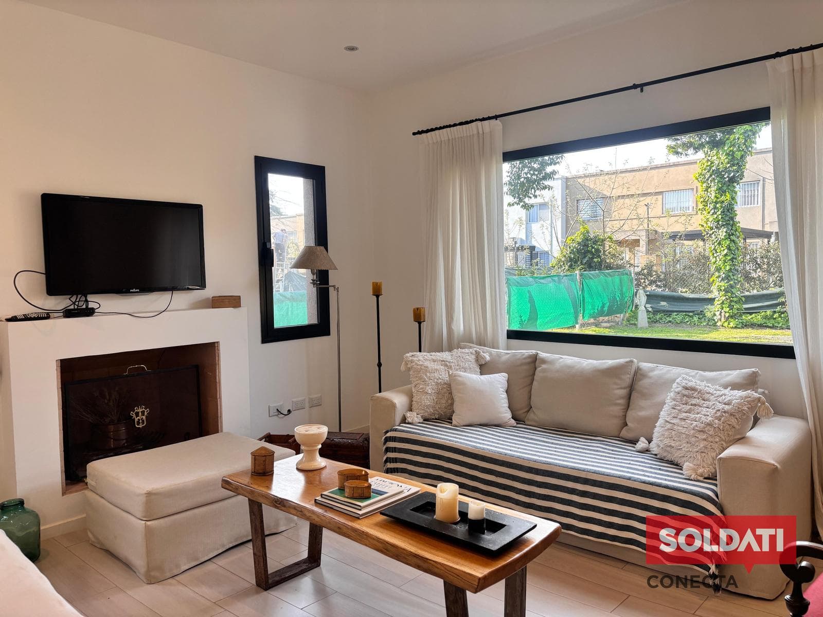 Summer Rental Home in Bella Vista - January
