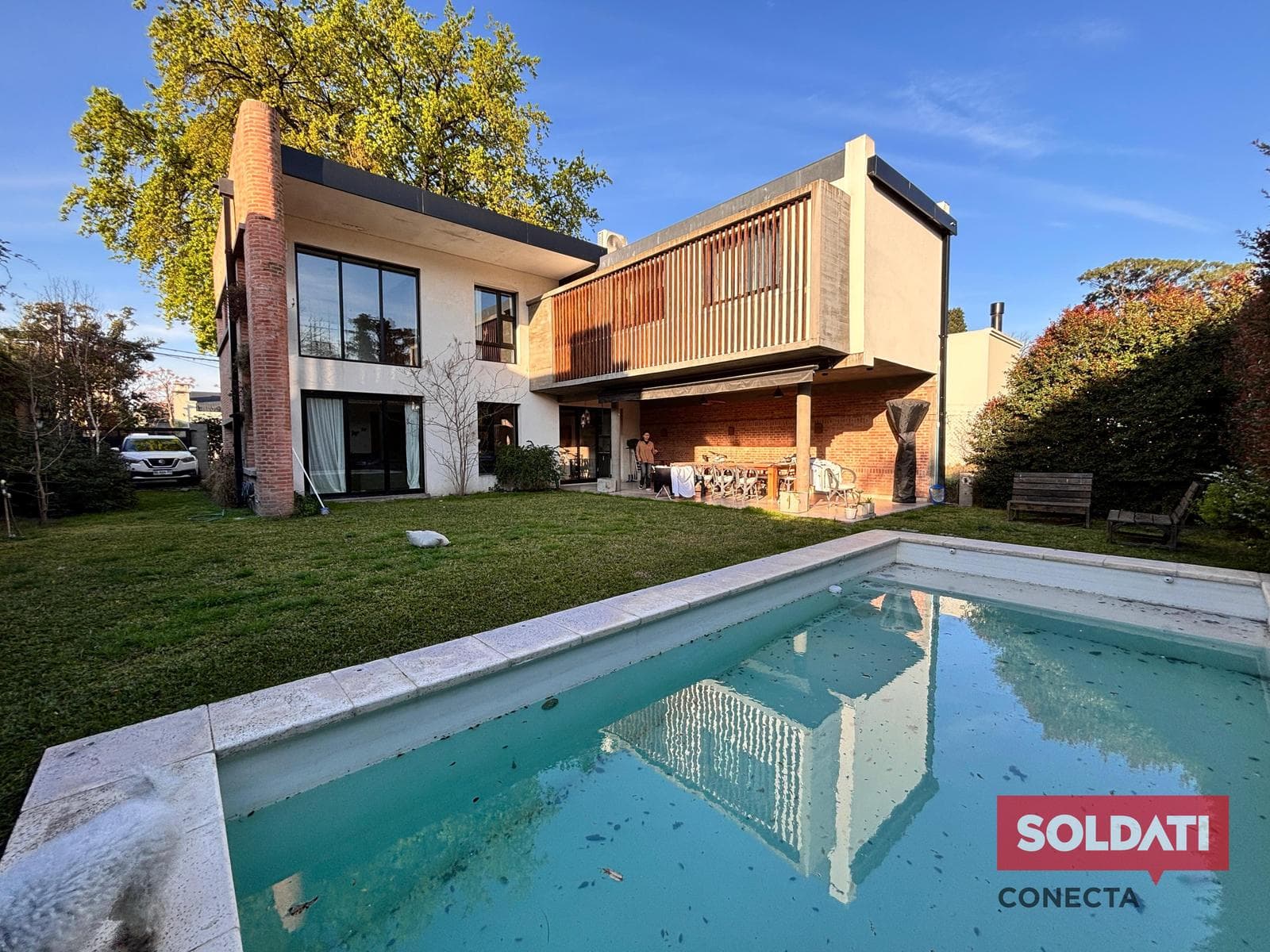 Summer Rental Home in Bella Vista - Mid-January