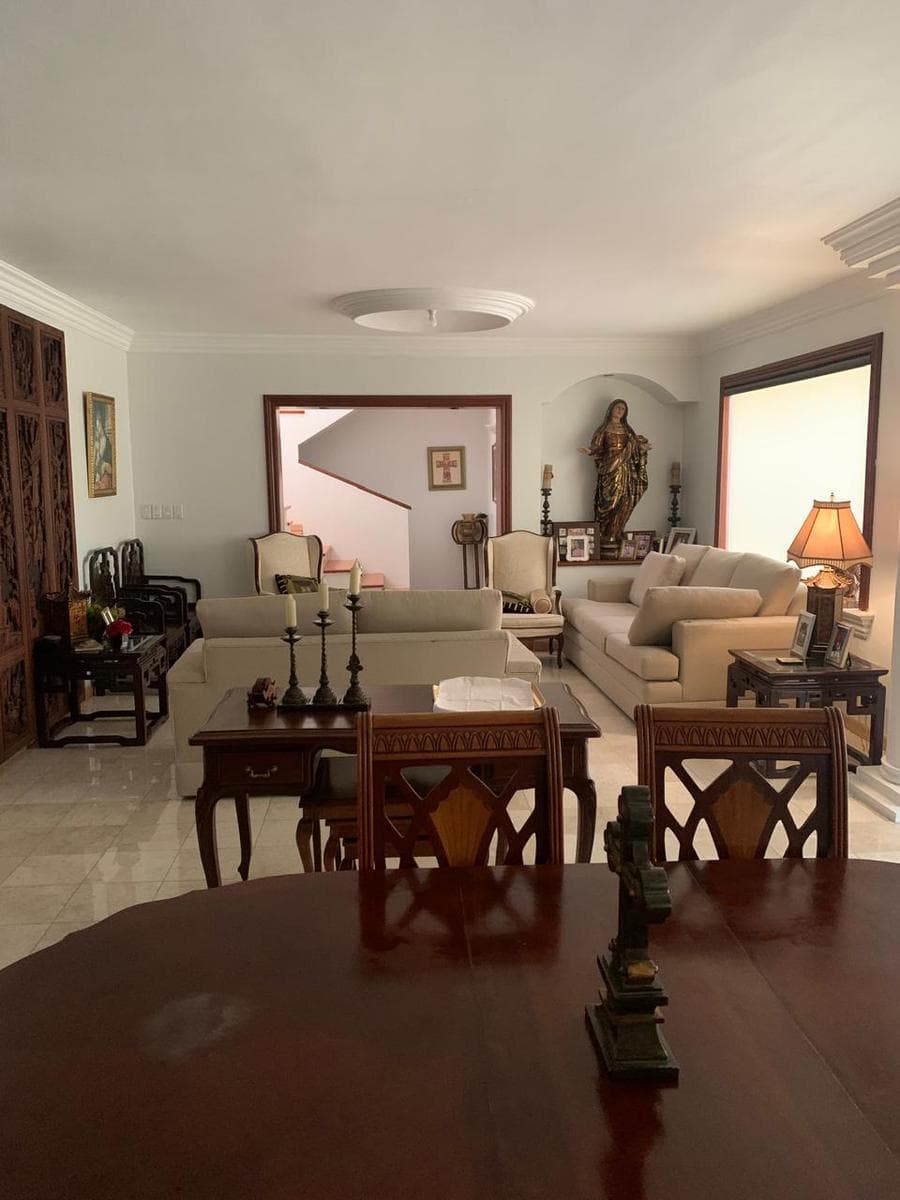 HOUSE FOR SALE IN JARDINES DE SAN AGUSTIN SPGG