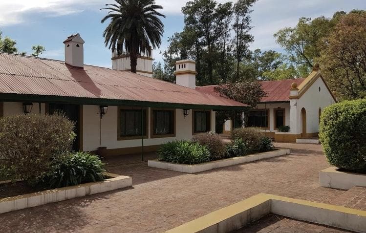 House for Sale - Rincón De Maschwitz - Financing Available