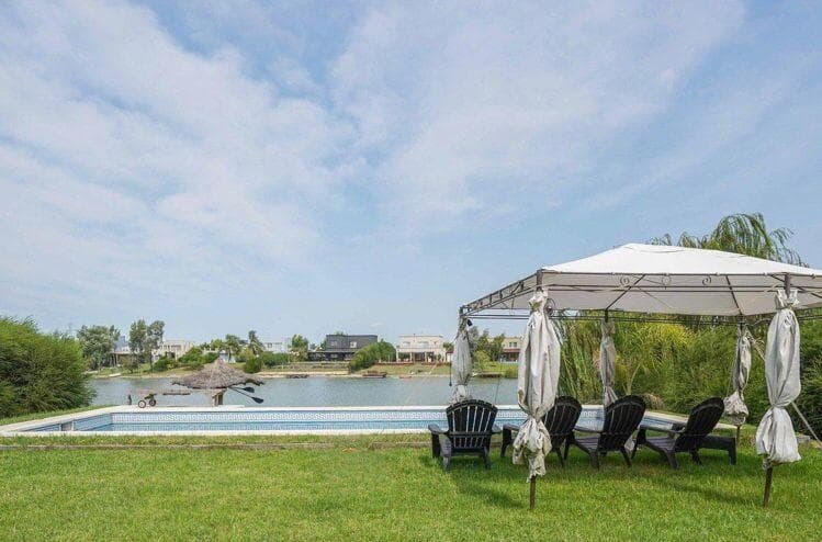 House for Sale, Near the Lagoon in San Benito - Villanueva