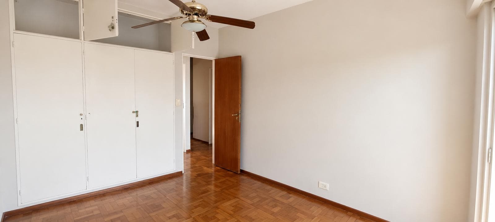 4-room apartment for sale in Caballito, with a garage and storage room. Panoramic view