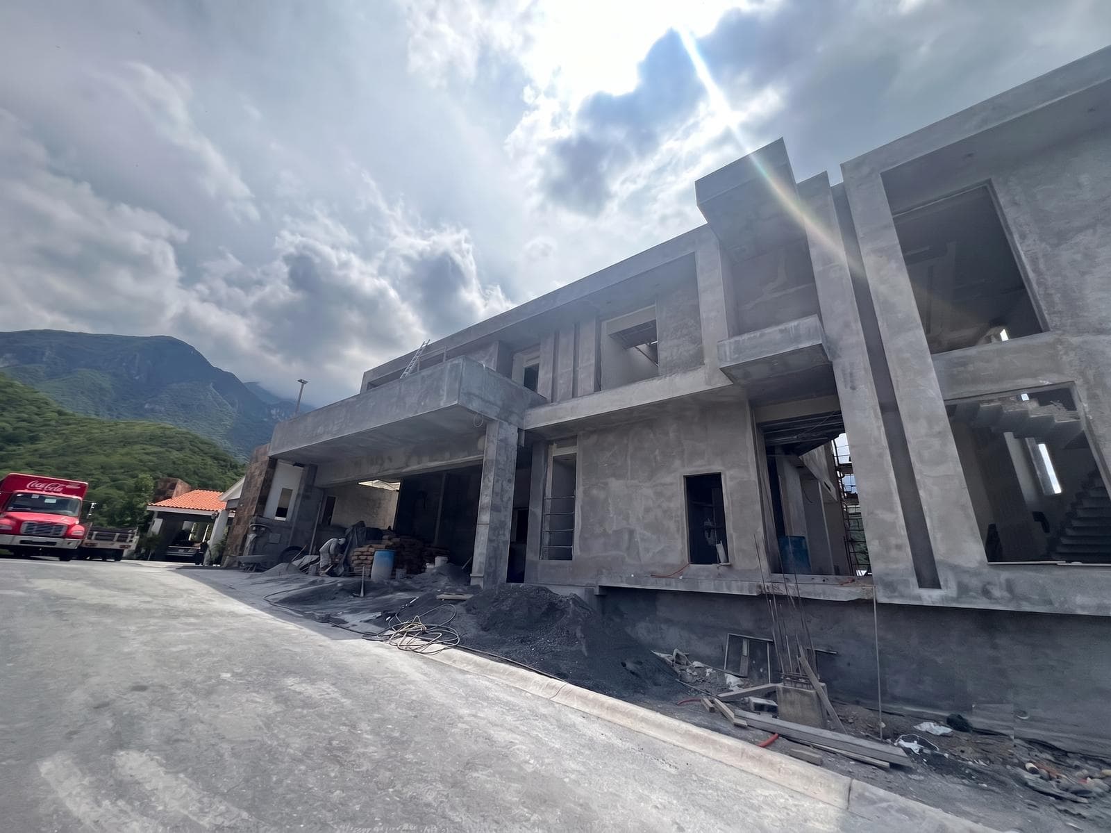 FOR SALE: House with Pool in the Sierra Alta Subdivision, Lot 9, 1,337 m², National Highway, Monterrey