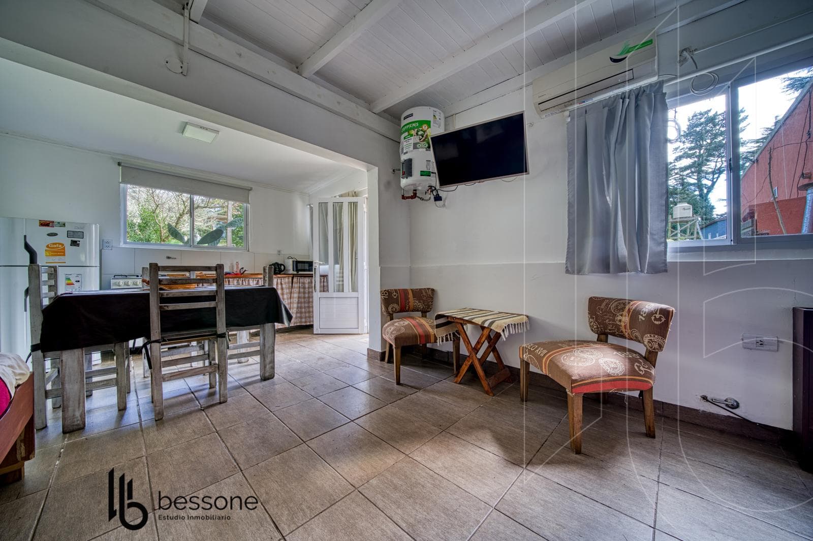 3-room house plus cabins for rent