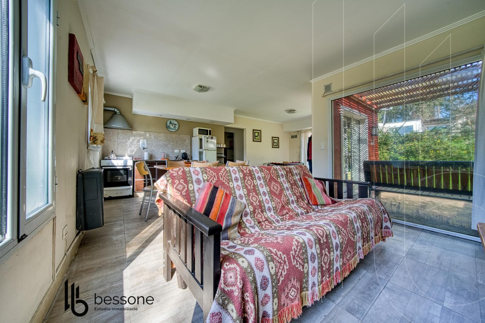 3-room house plus cabins for rent