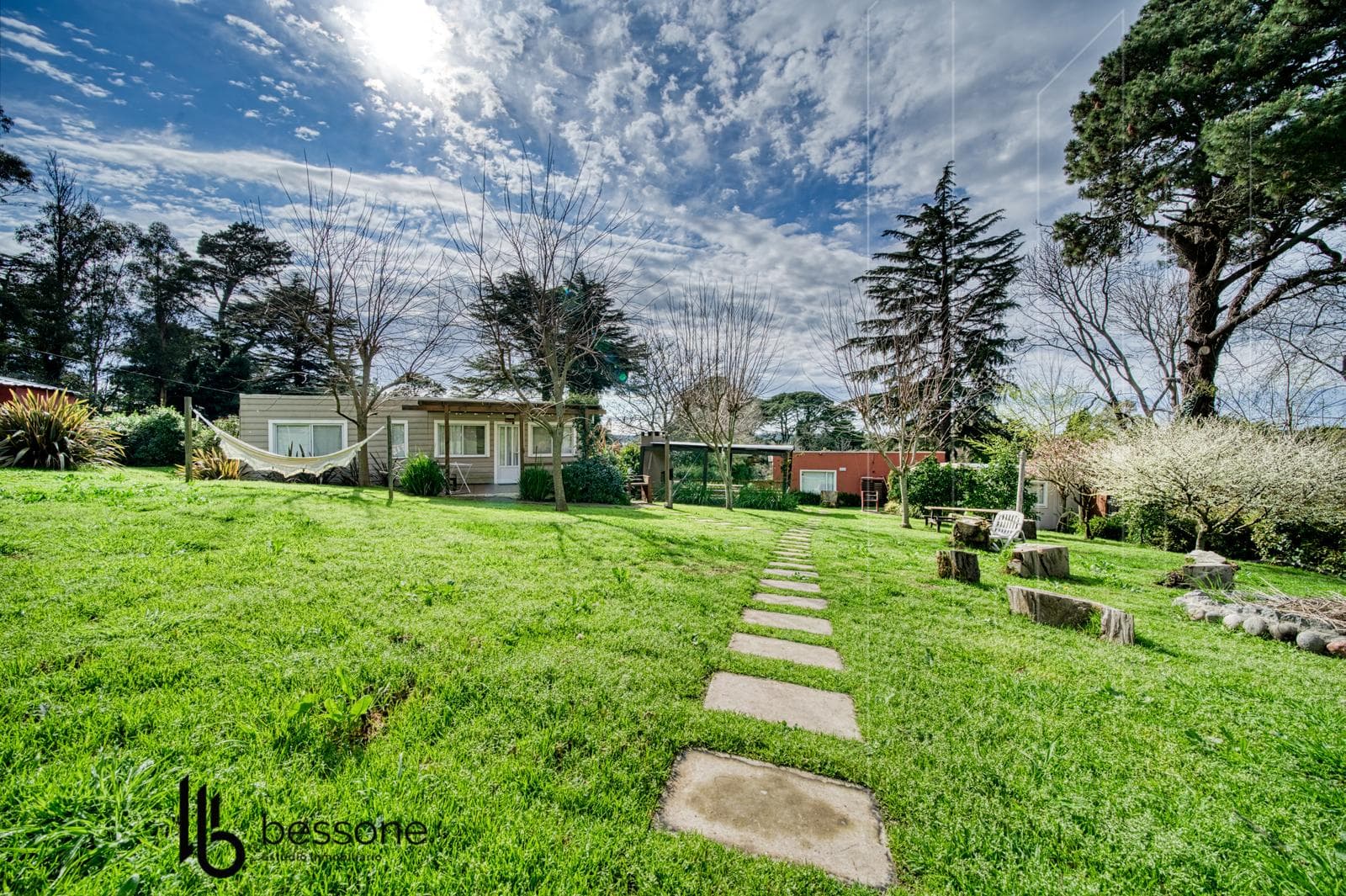 3-room house plus cabins for rent