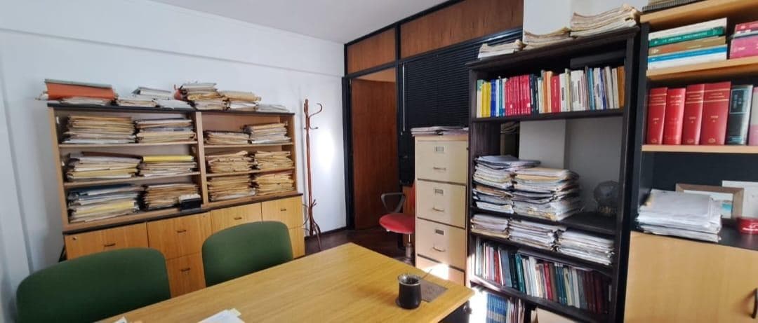 FOR SALE | TRADE - Office in the Arroyo Spiller Building - Downtown, Rosario. FINANCING AVAILABLE.