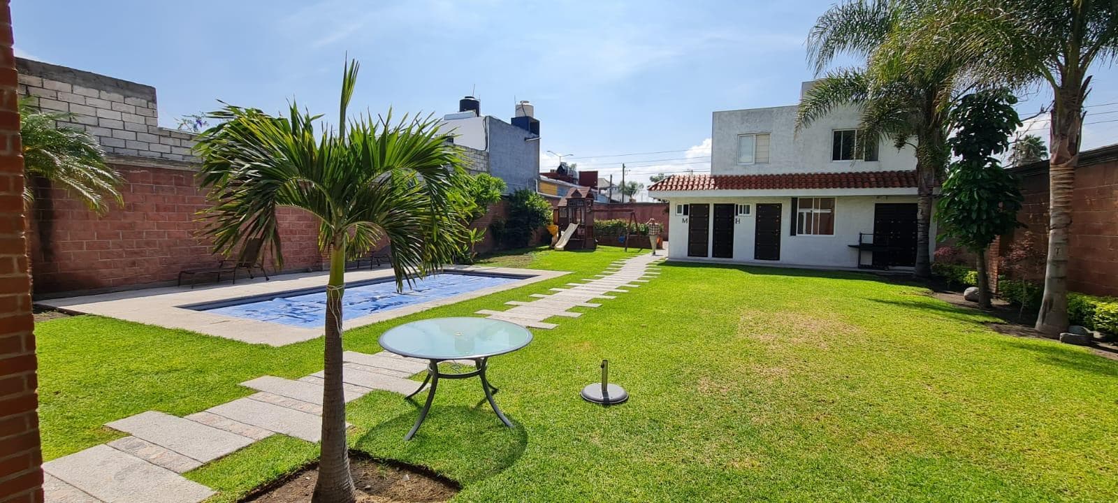 MULTIFAMILY HOME ON THE ATLIXCO-PUEBLA GASTRONOMIC CORRIDOR