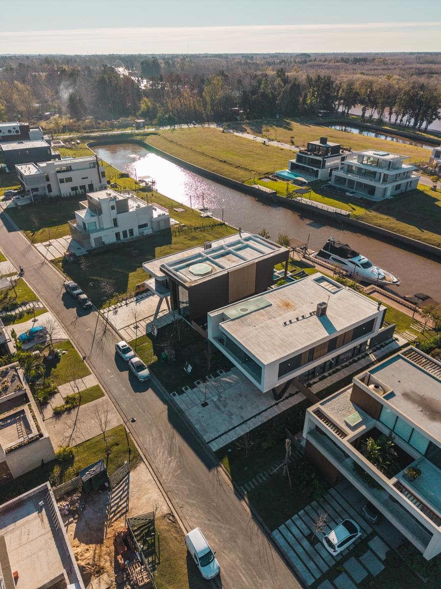 Brand-New House for Sale by the River - El Yacht, Nordelta