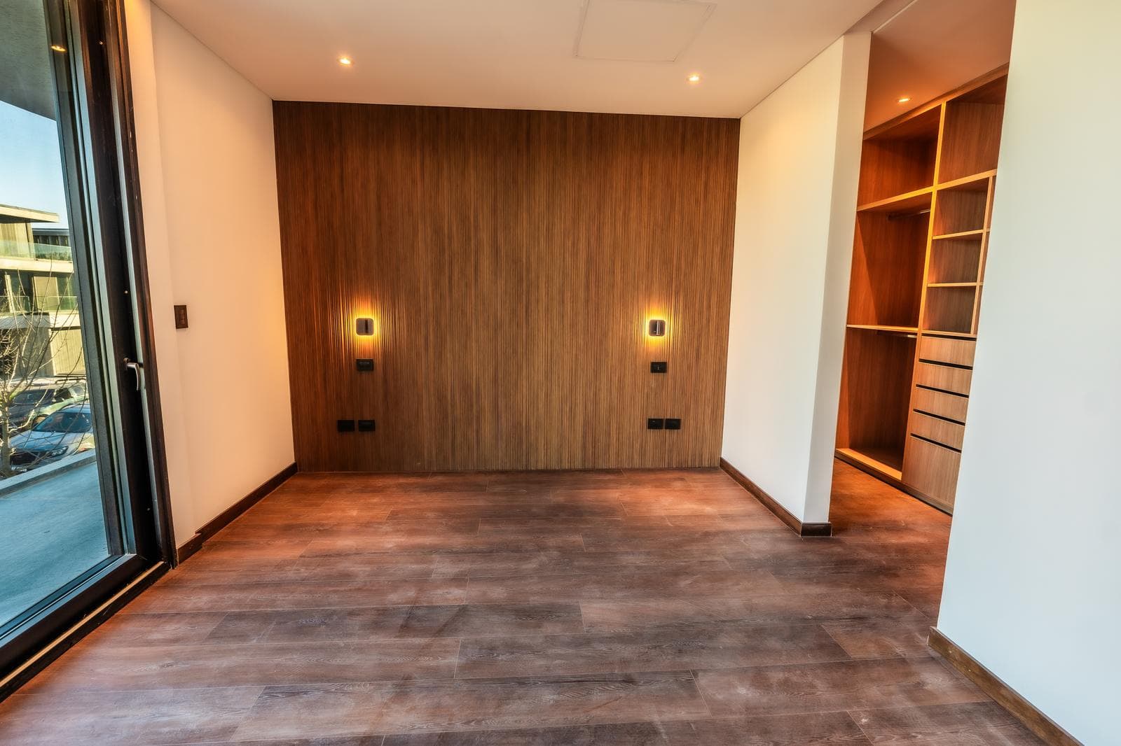 Brand-New House for Sale by the River - El Yacht, Nordelta