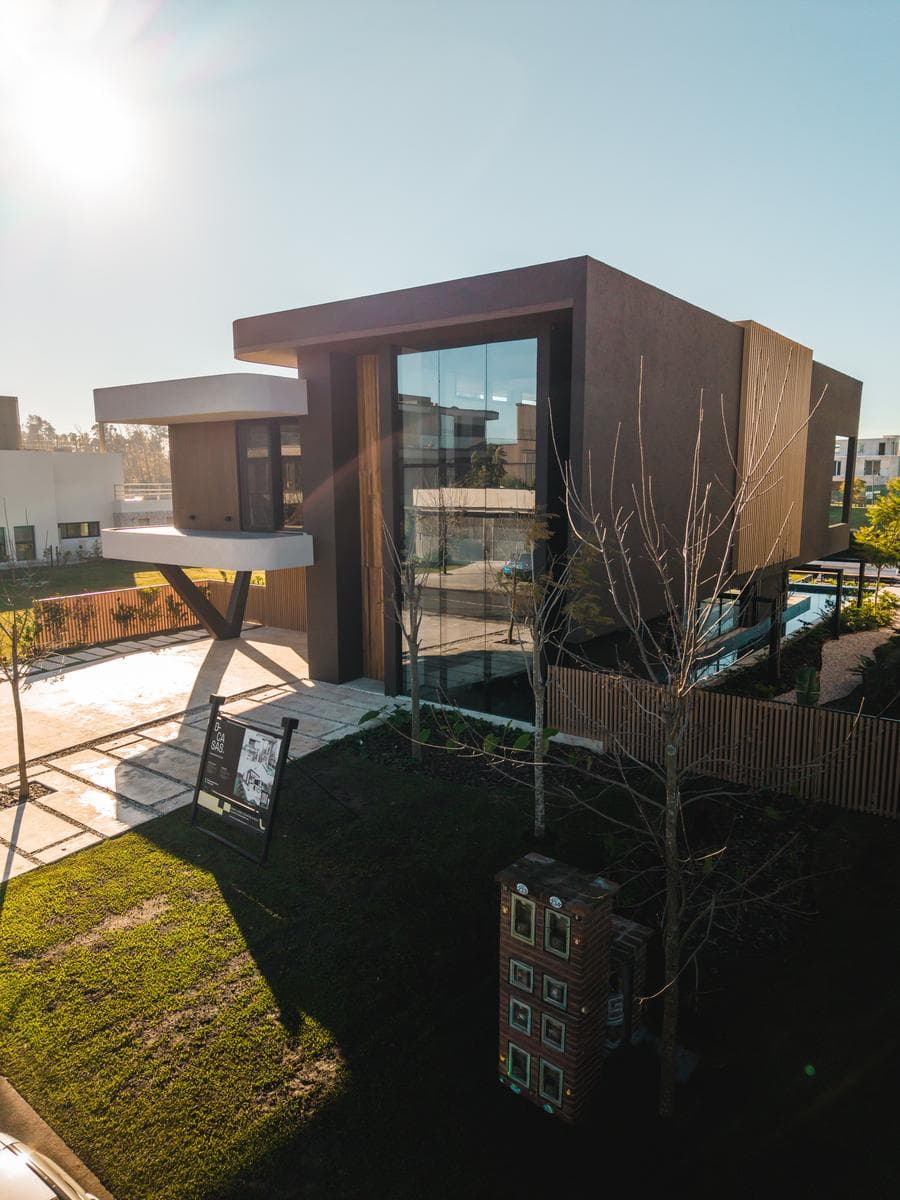 Brand-New House for Sale by the River - El Yacht, Nordelta