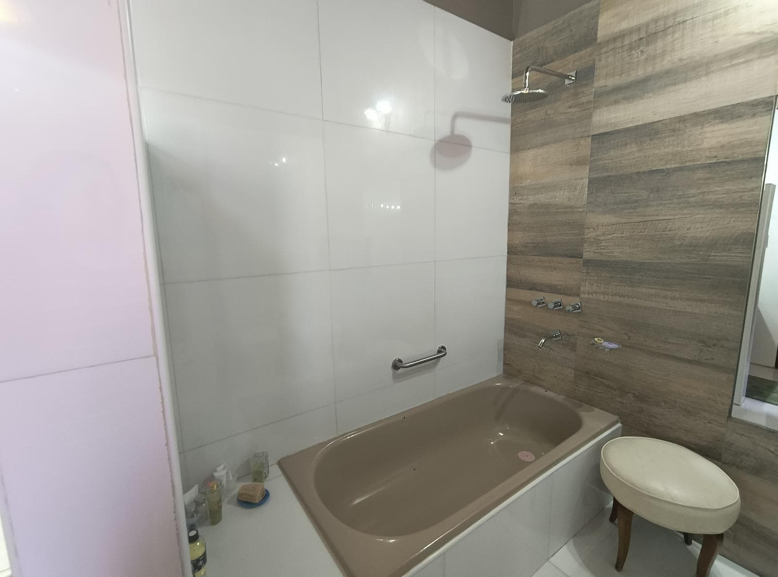 Category House for Sale