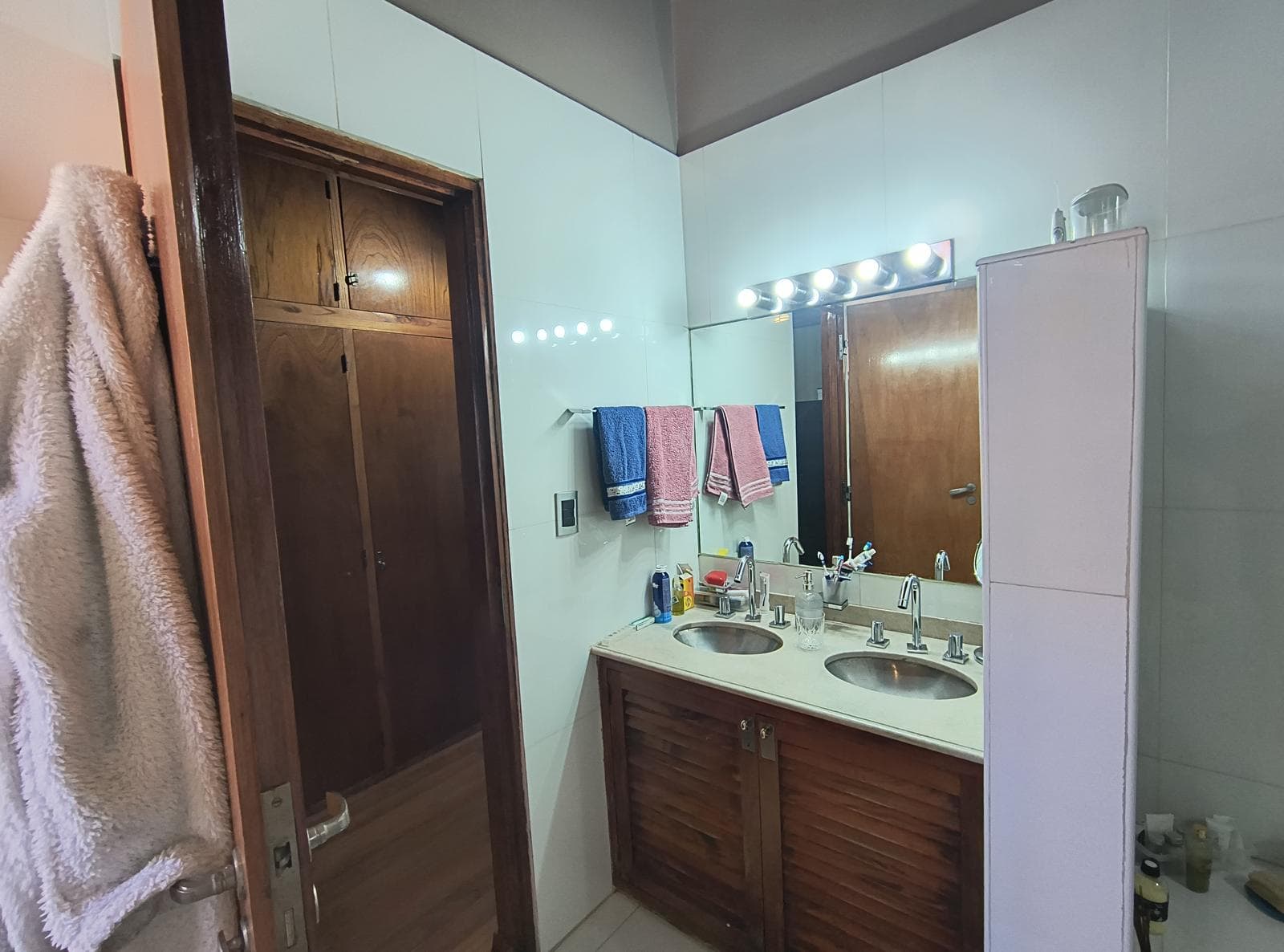 Category House for Sale