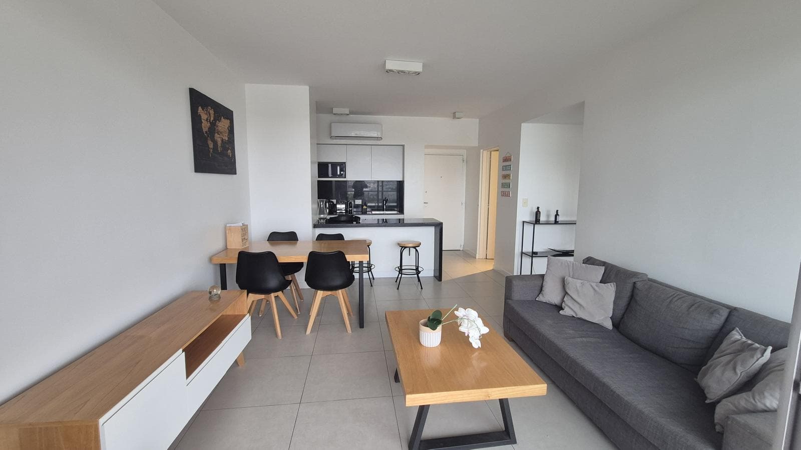 Amazing Apartment with a View in Qbay Golf
