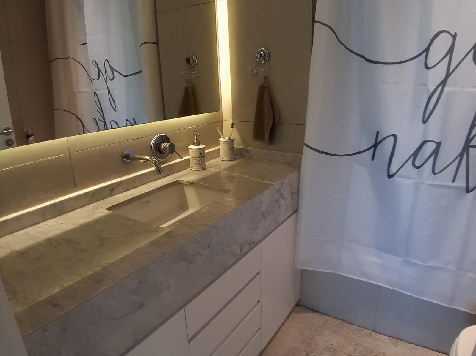Amazing Apartment with a View in Qbay Golf