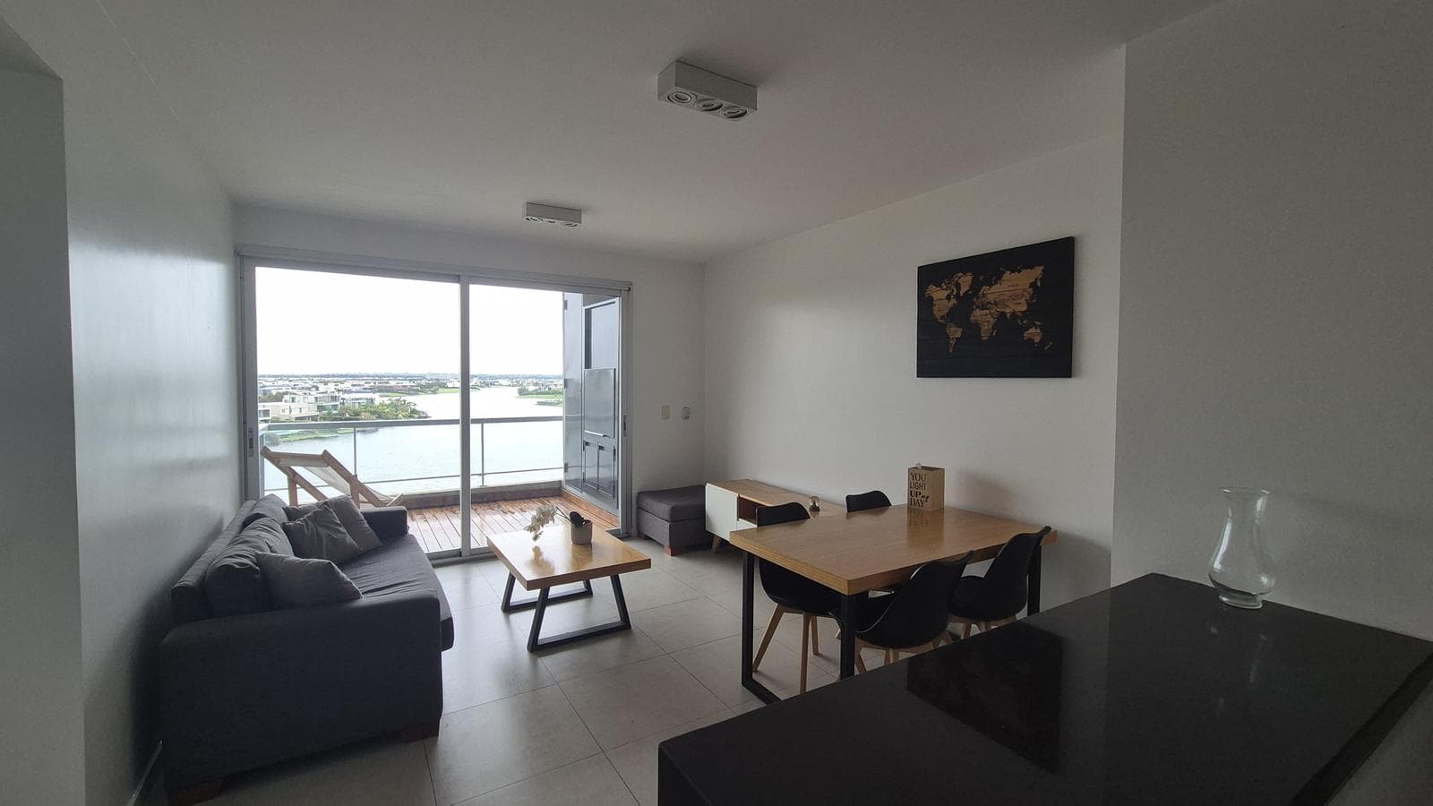 Amazing Apartment with a View in Qbay Golf