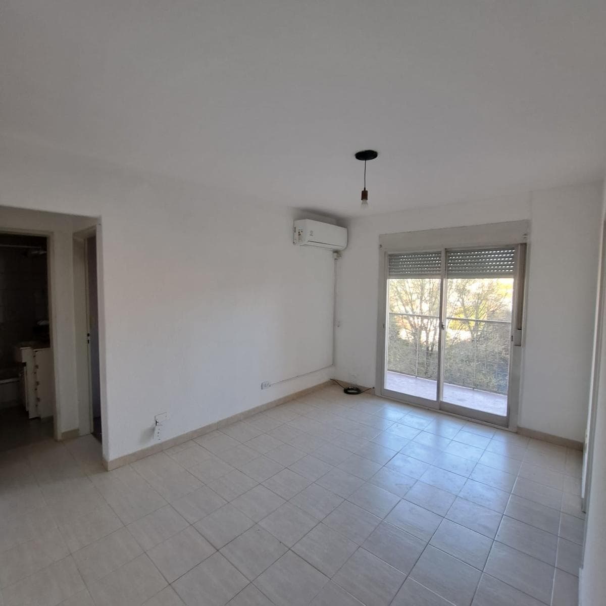 For Rent - 1-Bedroom Apartment with Garage - 100 Bouquet Roldan - Neuquén City