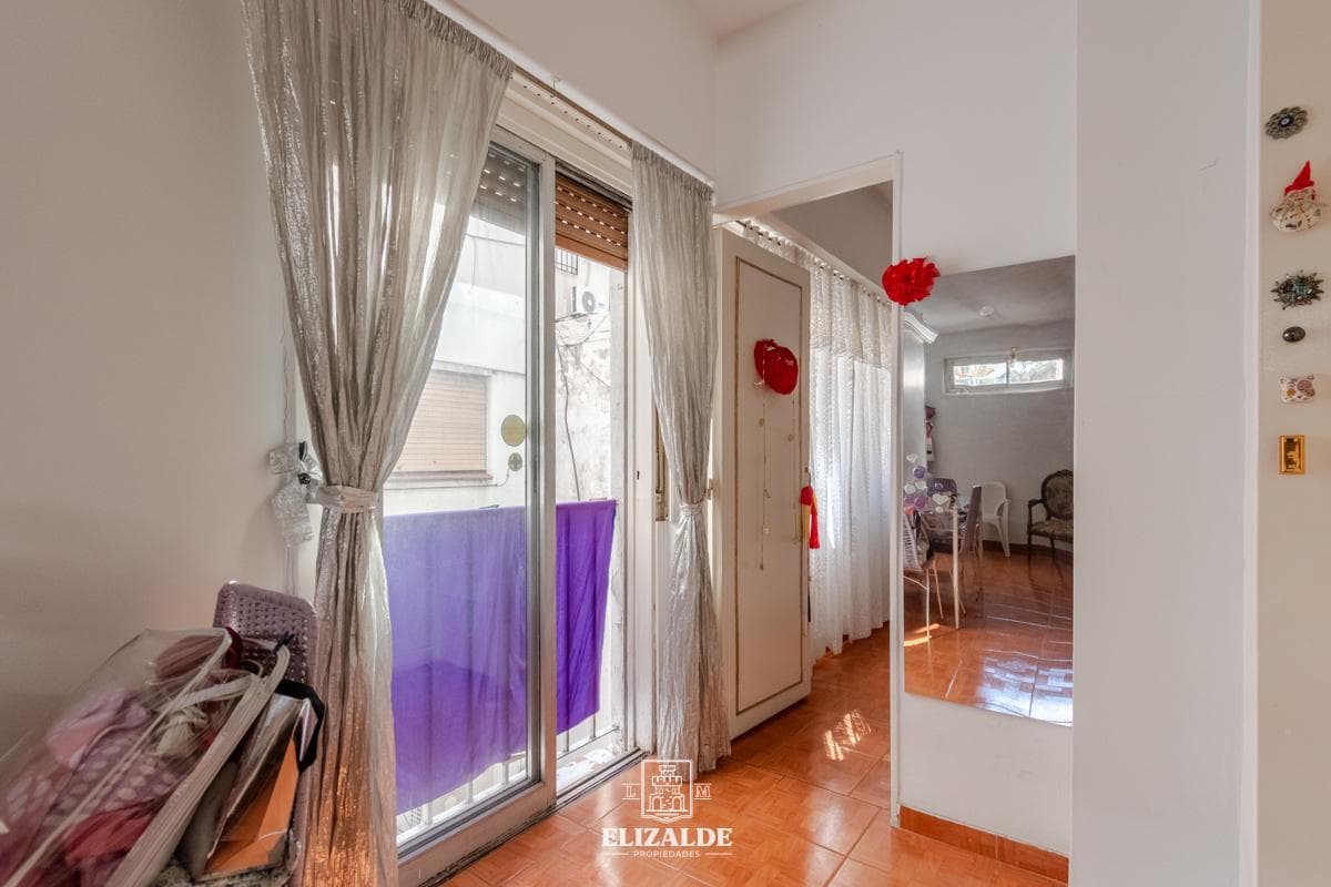 Coronel Diaz and Av. Santa Fe - 2-room apartment - Alto Palermo - For Sale