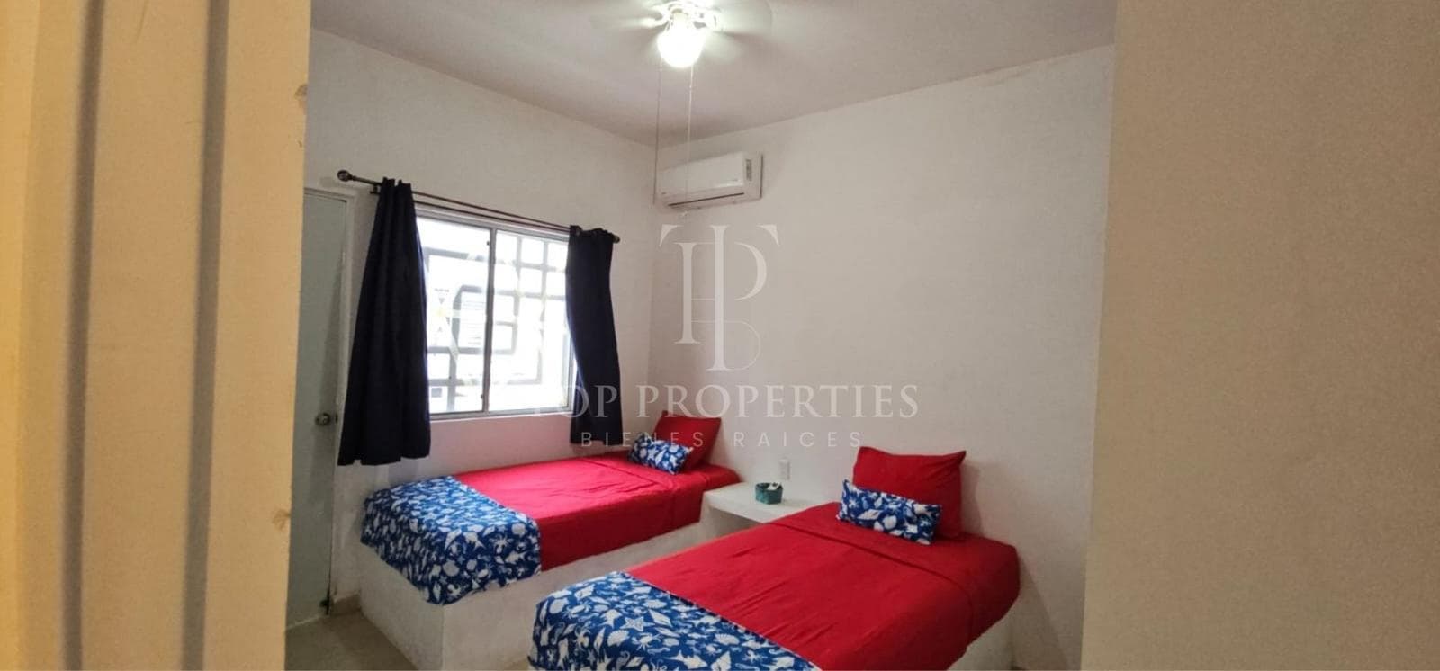 HOUSE FOR SALE, PUERTO MARINO RESIDENTIAL COMPLEX, PUERTO MORELOS, QUINTANA ROO.