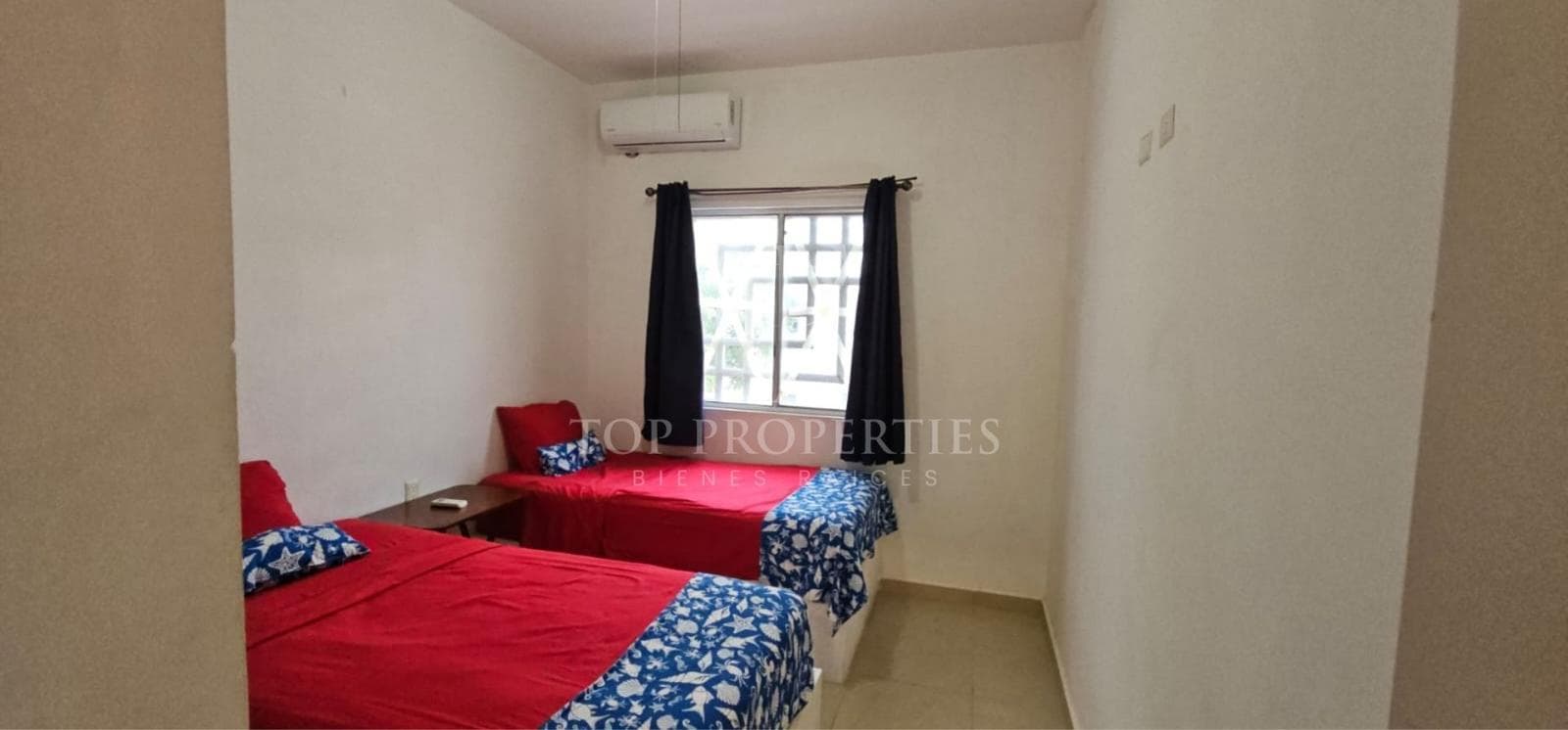 HOUSE FOR SALE, PUERTO MARINO RESIDENTIAL COMPLEX, PUERTO MORELOS, QUINTANA ROO.