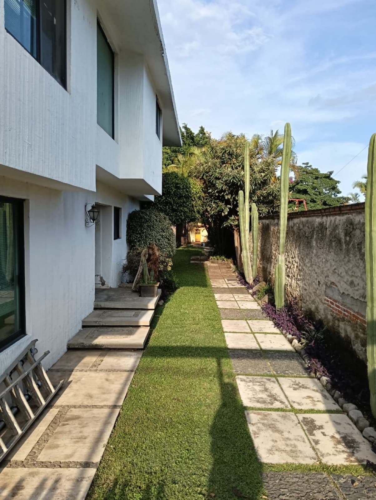 House - Jardines de Delicias Subdivision