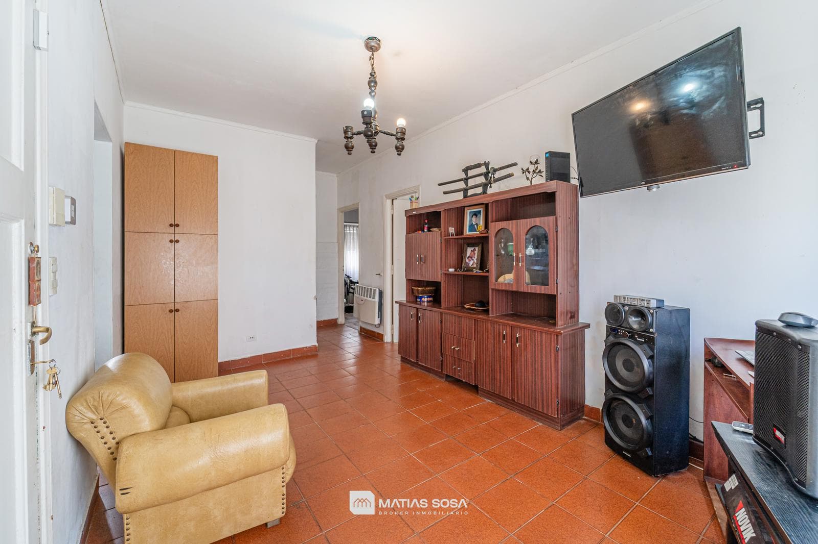 For Sale - 3-room house with a patio - Regional Area - Eligible for a mortgage