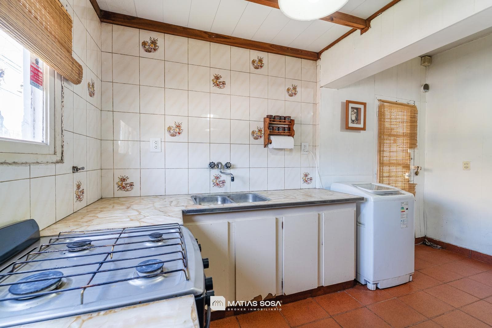 For Sale - 3-room house with a patio - Regional Area - Eligible for a mortgage