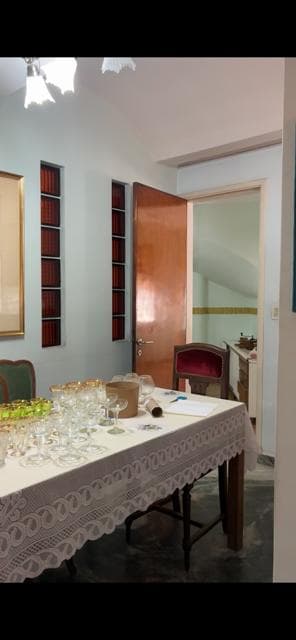 House on its own lot for sale on a corner lot in Parque Patricios