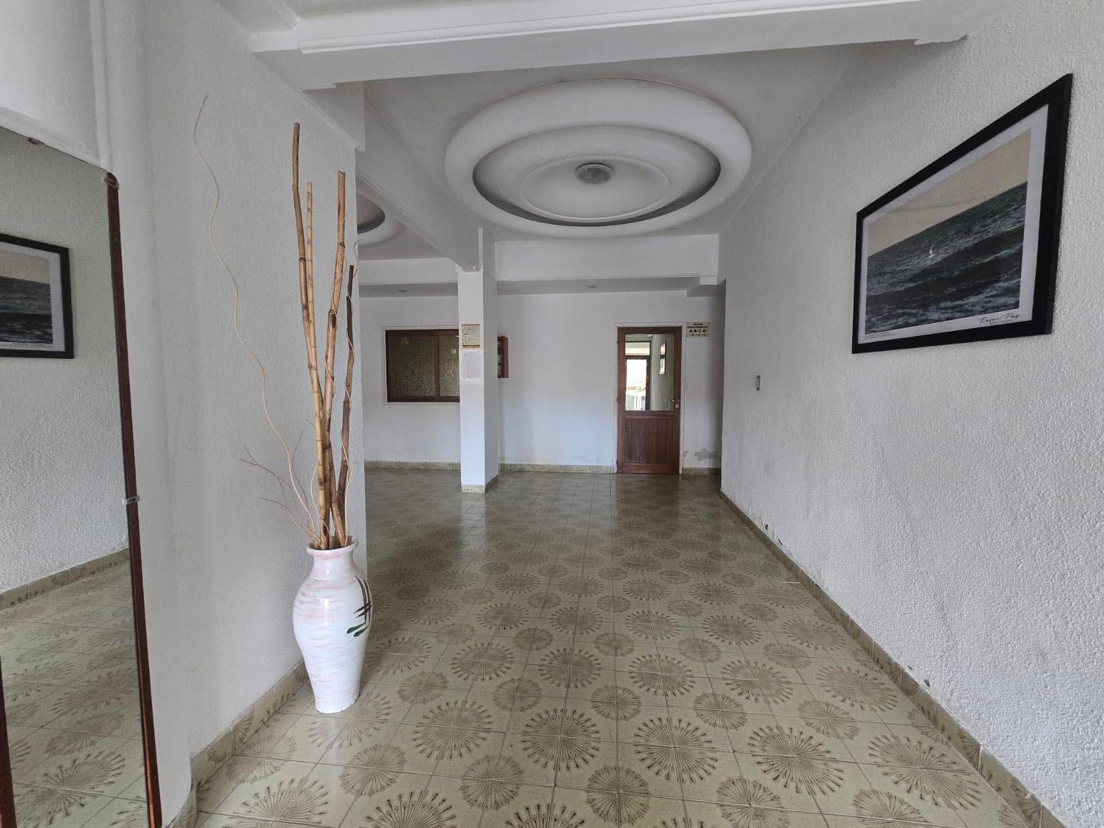 2-room apartment just steps from the ocean and downtown