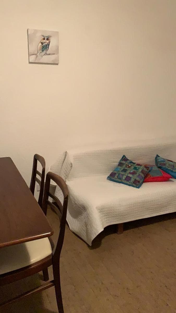 2-room apartment just steps from the ocean and downtown