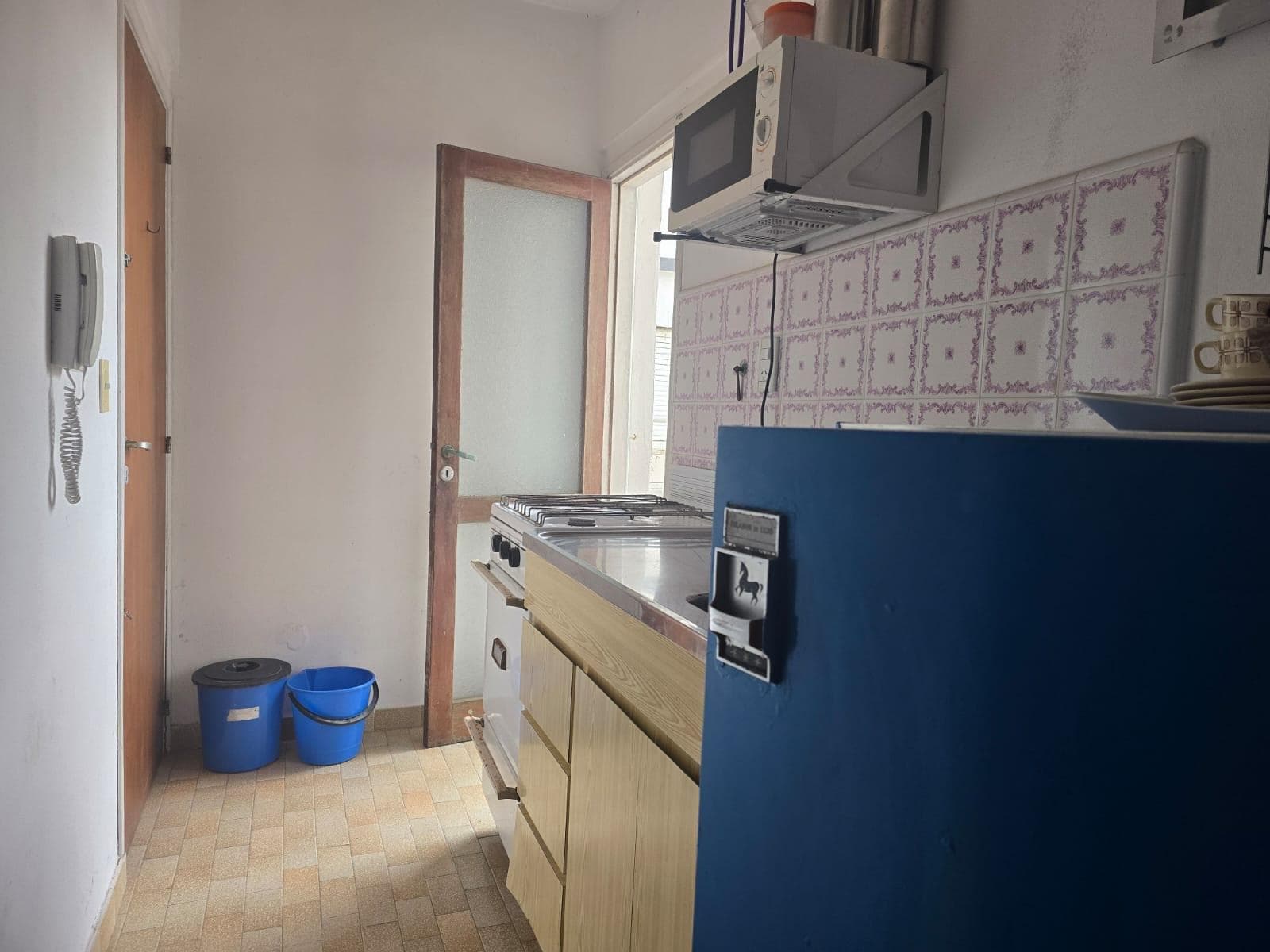 2-room apartment just steps from the ocean and downtown