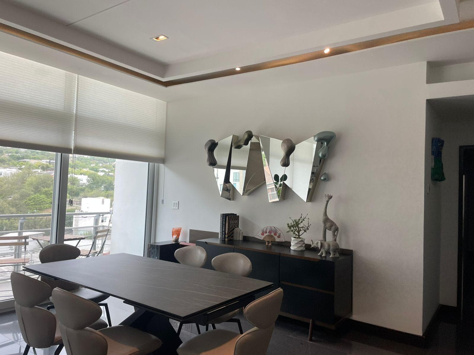 APARTMENT FOR SALE IN LOMAS DEL VALLE