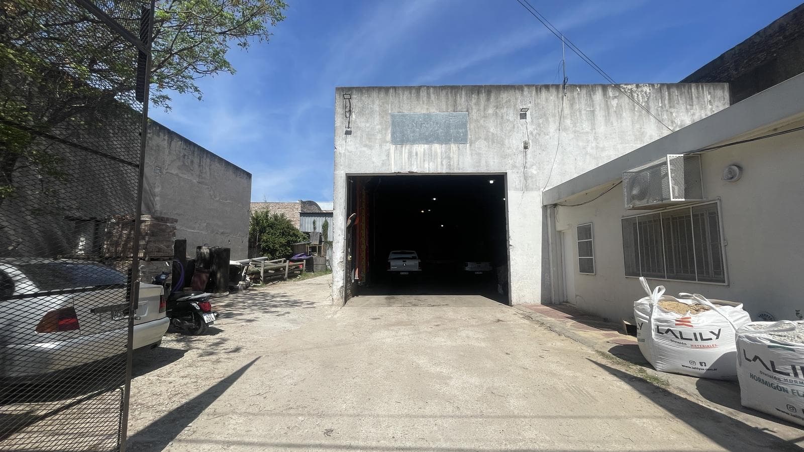 Warehouse in Bella Vista