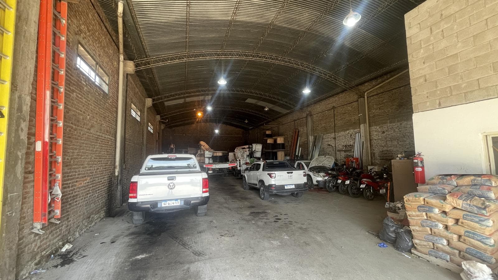 Warehouse in Bella Vista