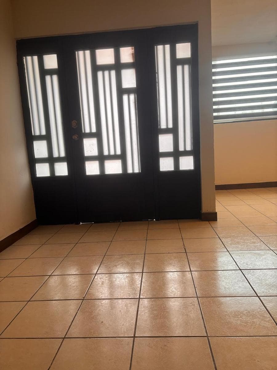 Casa en Venta, Valle de Los Nogales 2E APODACA, NL Sector Privado