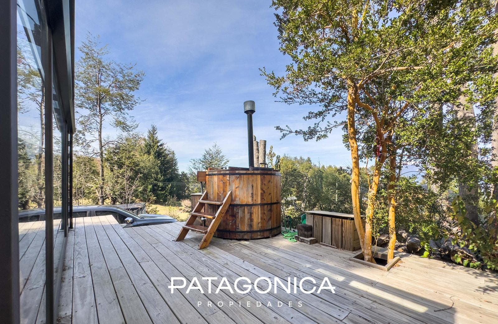 Modern 85 m² house with a view of Lake V. Correntoso.