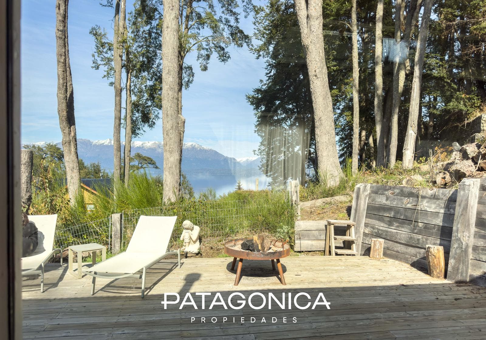 Modern 85 m² house with a view of Lake V. Correntoso.