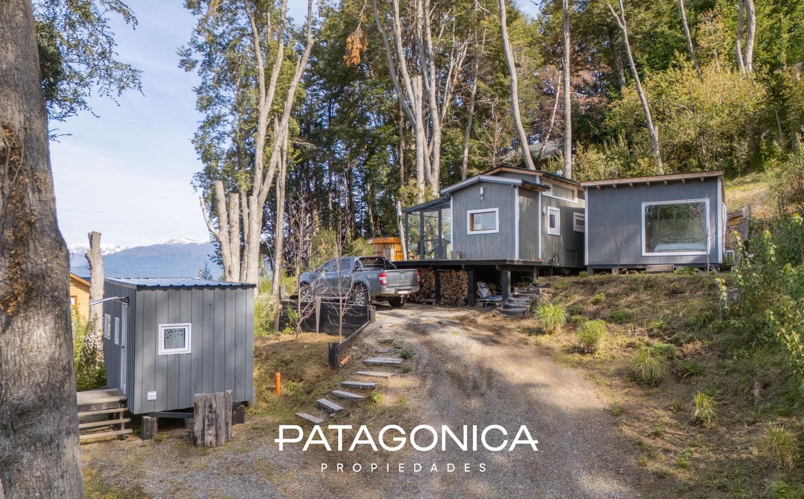 Modern 85 m² house with a view of Lake V. Correntoso.
