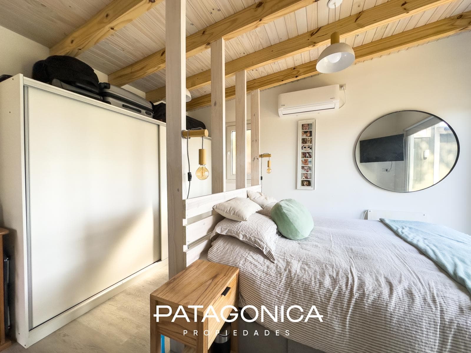Modern 85 m² house with a view of Lake V. Correntoso.