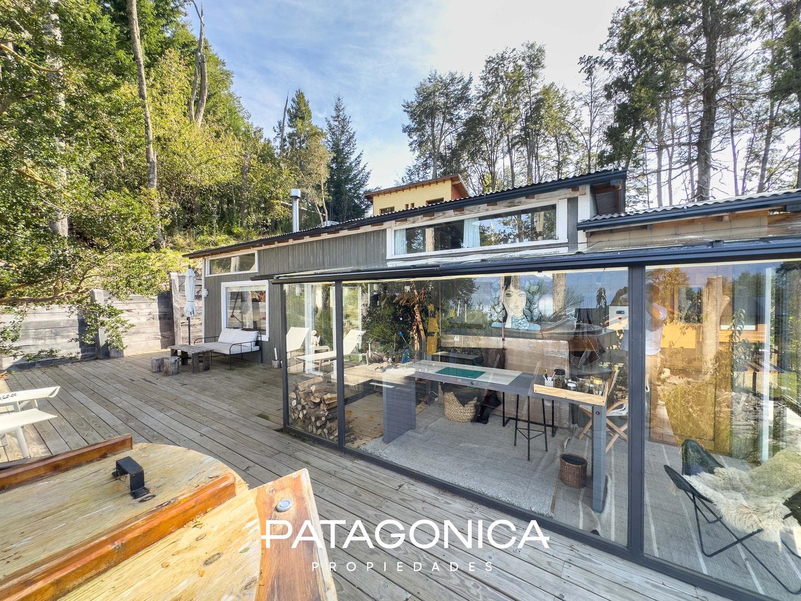 Modern 85 m² house with a view of Lake V. Correntoso.