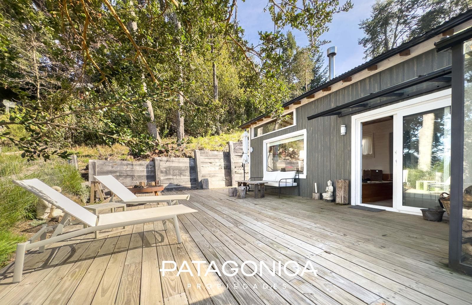 Modern 85 m² house with a view of Lake V. Correntoso.